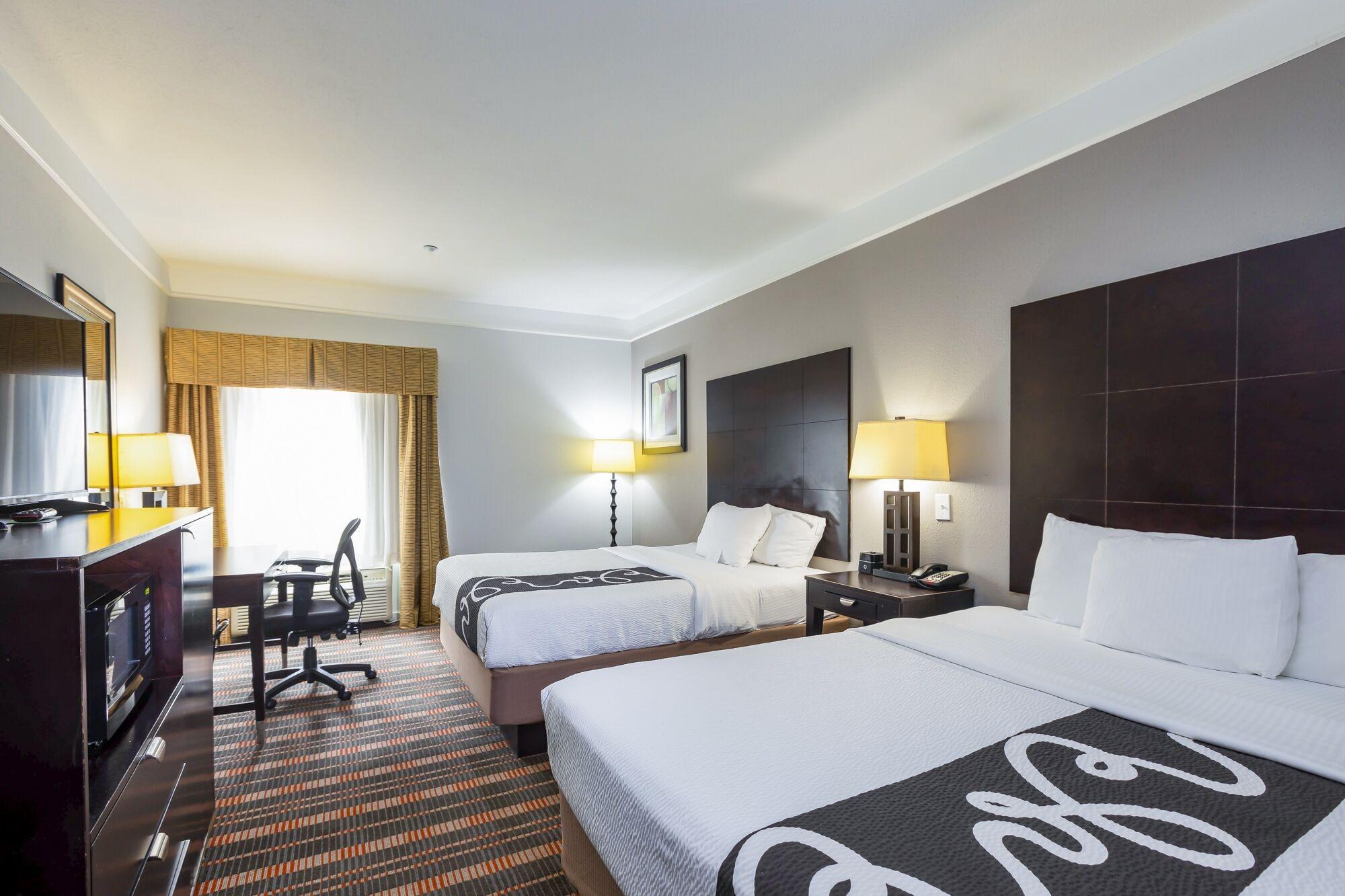 La Quinta By Wyndham Livingston Hotel Екстериор снимка